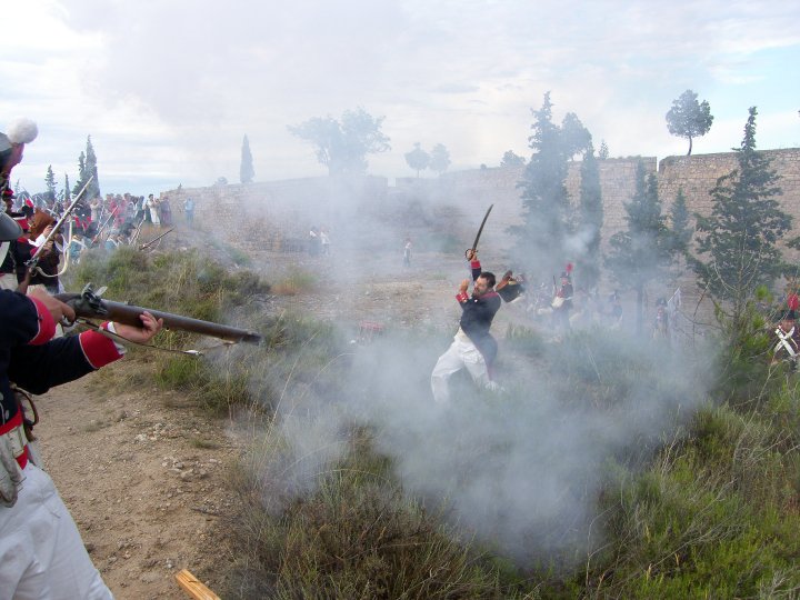 29337_1324485028255_1114756210_30801416_3233989_n (1)